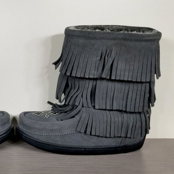 Manitobah Mukluks Buffalo Dancer Tall Boot, Gray Suede, Youth Size 3 (Ages 6-8) - Picture 7 of 14